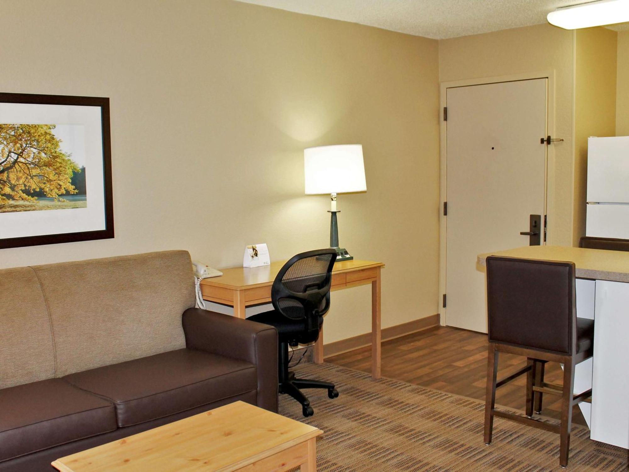 Extended Stay America Suites - Atlanta - Marietta - Powers Ferry Rd Sandy Springs Exterior foto