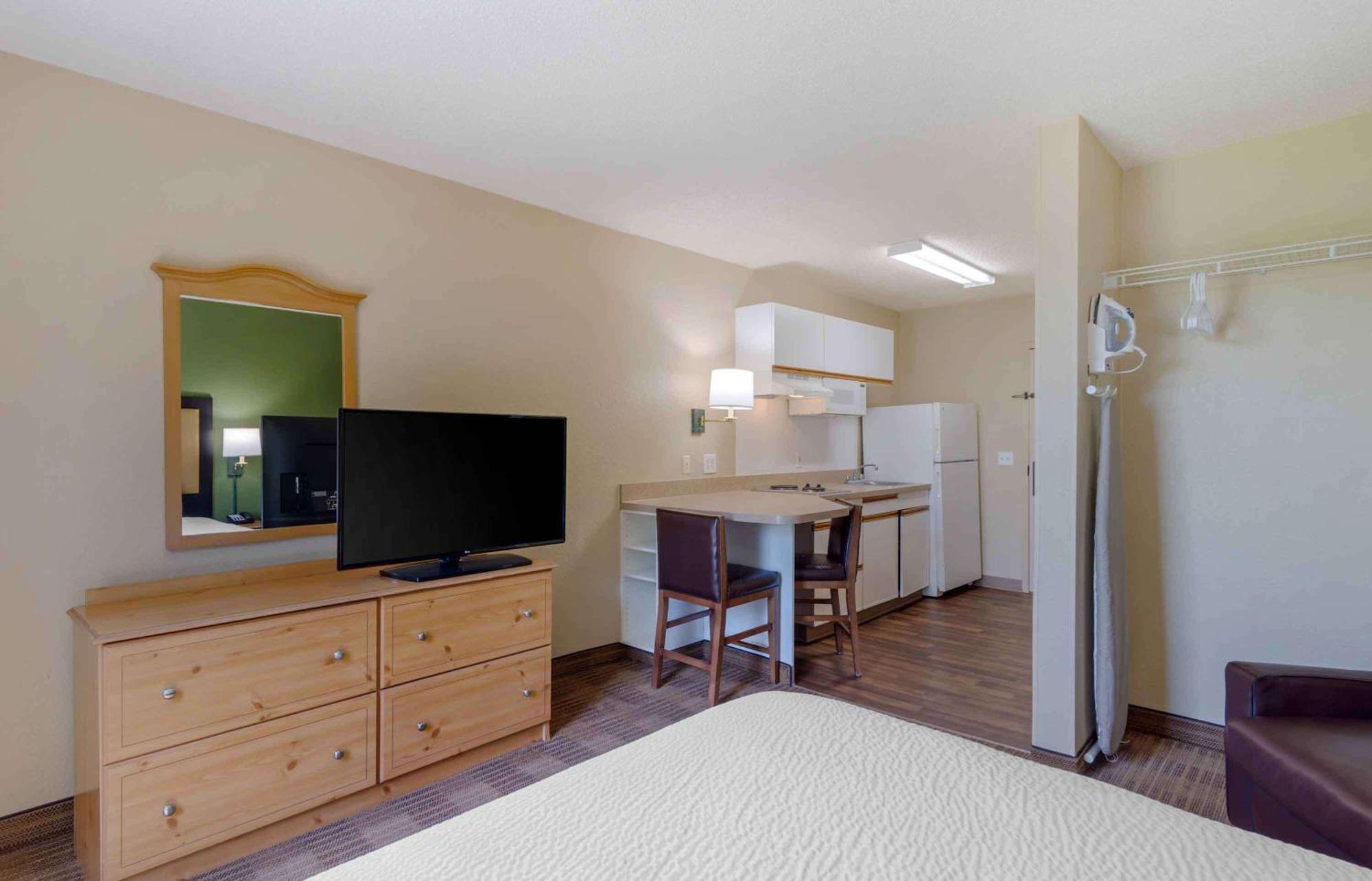 Extended Stay America Suites - Atlanta - Marietta - Powers Ferry Rd Sandy Springs Exterior foto