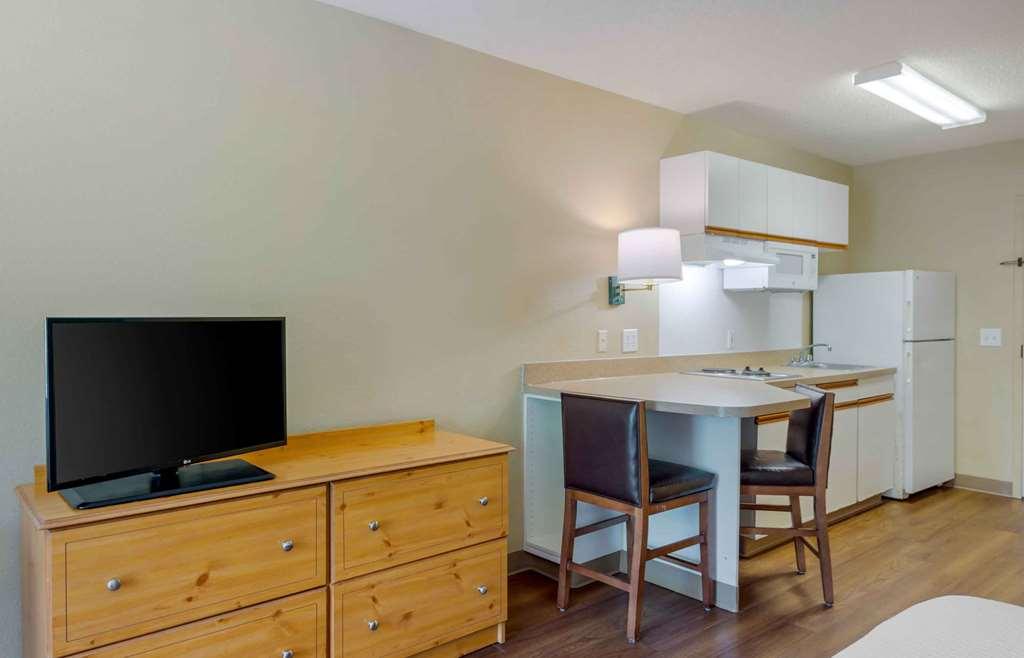 Extended Stay America Suites - Atlanta - Marietta - Powers Ferry Rd Sandy Springs Habitación foto